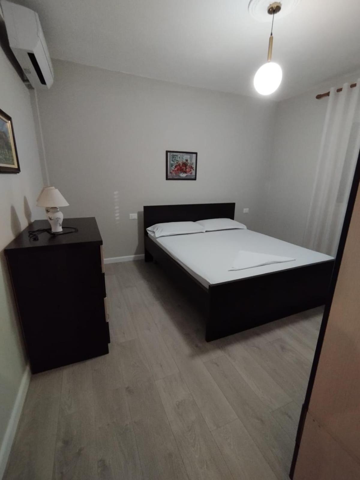 Leatis Apartment Драч Екстериор снимка