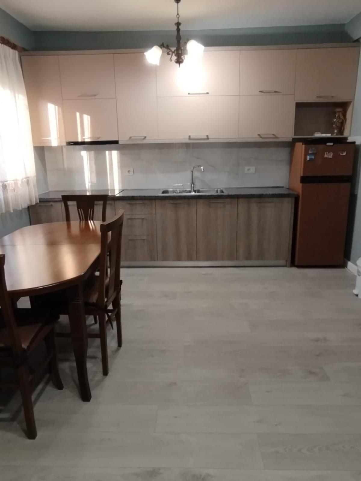 Leatis Apartment Драч Екстериор снимка