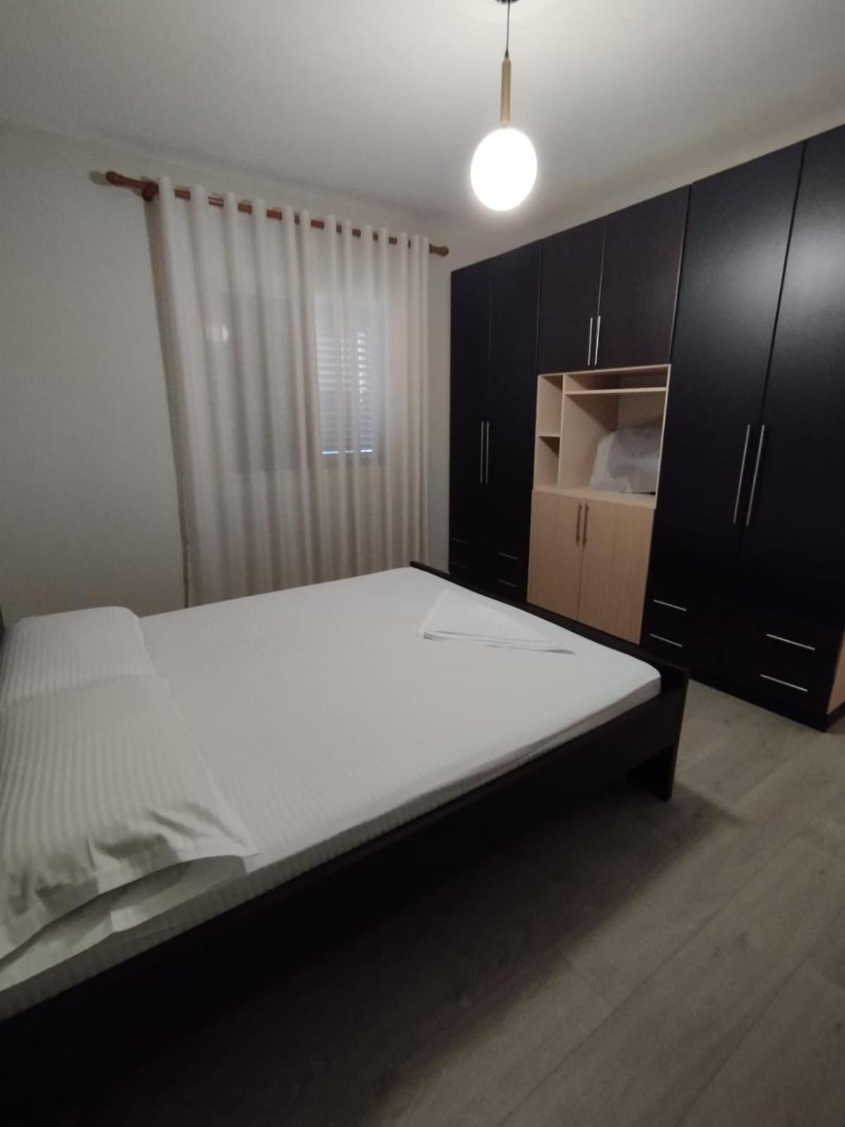 Leatis Apartment Драч Екстериор снимка