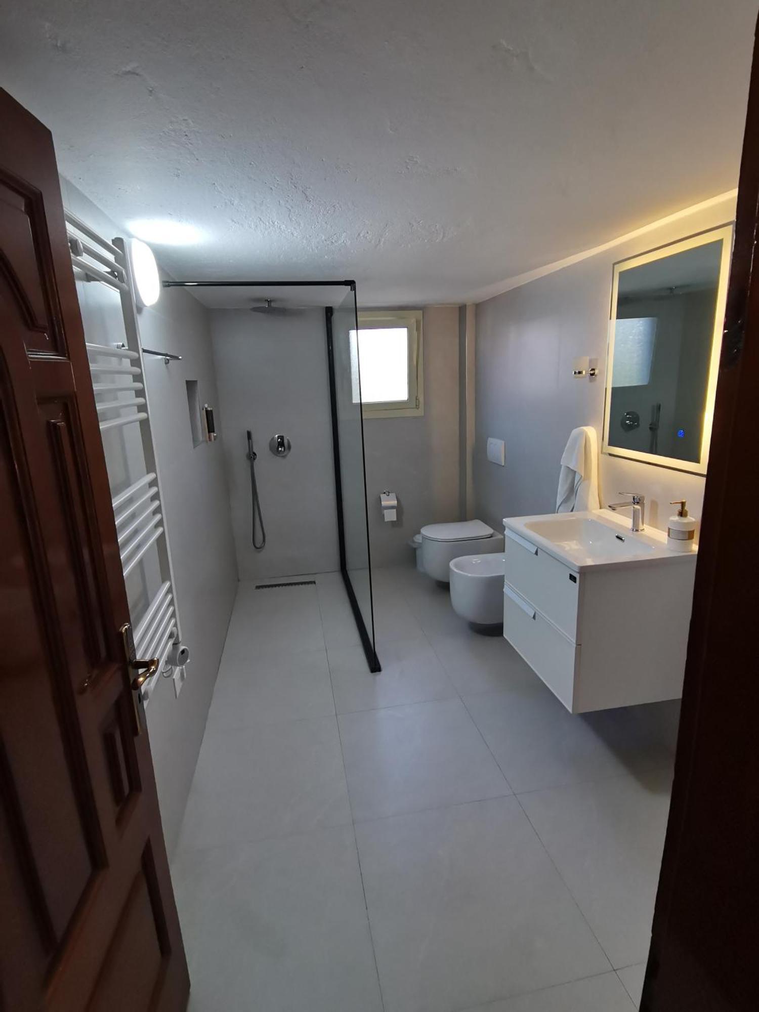 Leatis Apartment Драч Екстериор снимка