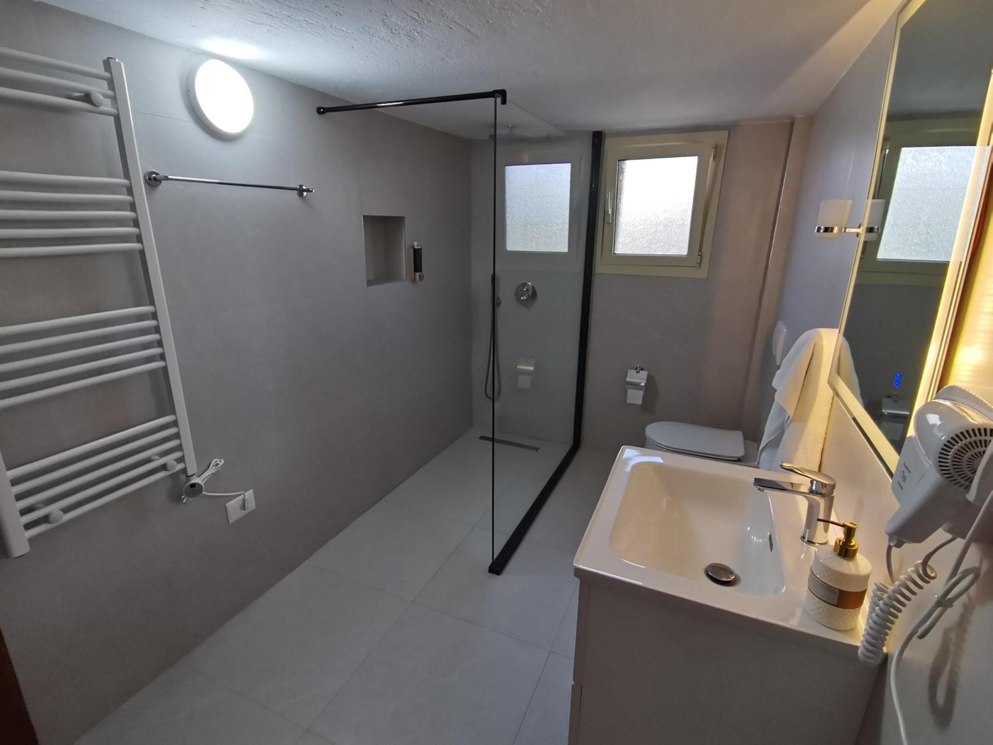 Leatis Apartment Драч Екстериор снимка