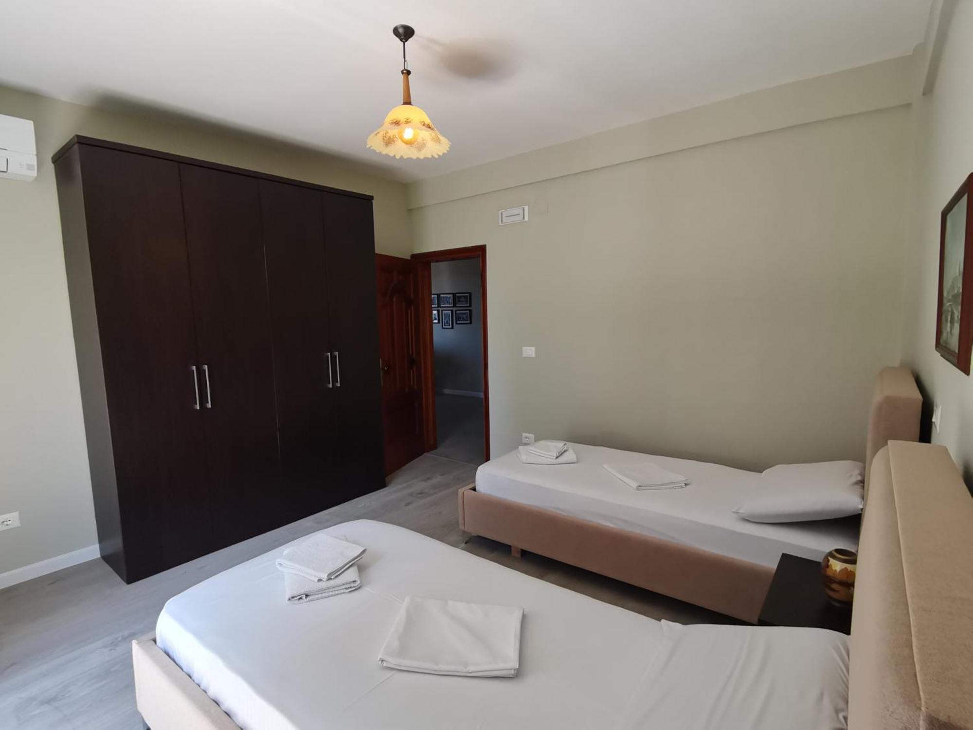 Leatis Apartment Драч Екстериор снимка